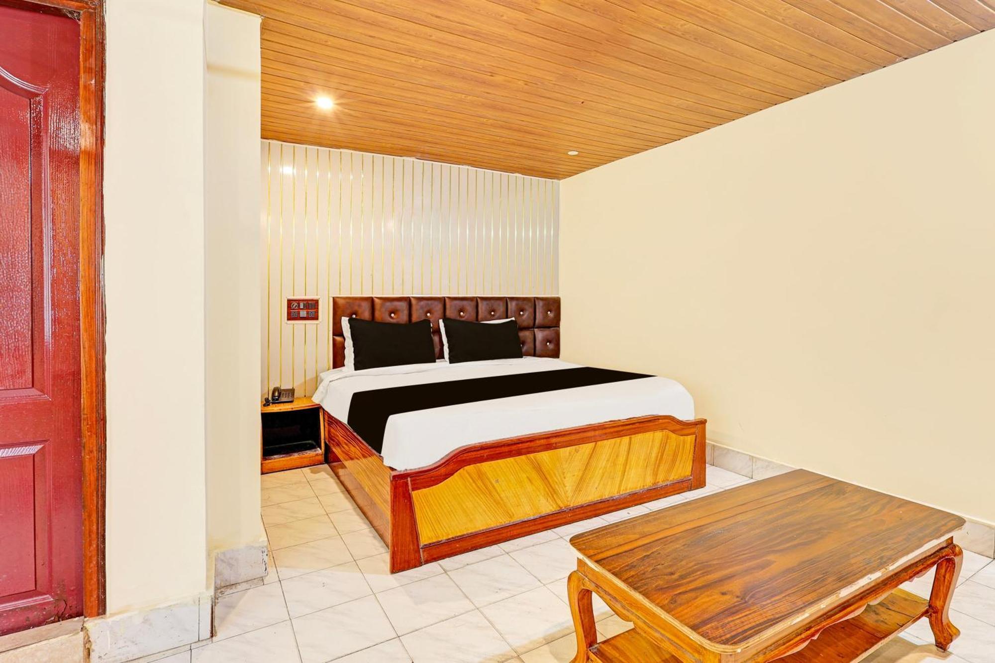 Super Hotel O Besant Road Vijayawada Exterior photo