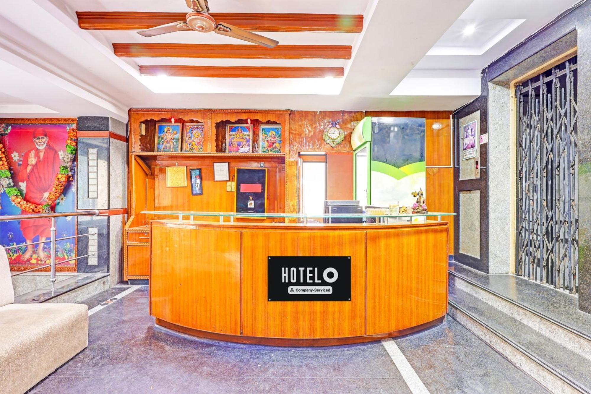 Super Hotel O Besant Road Vijayawada Exterior photo