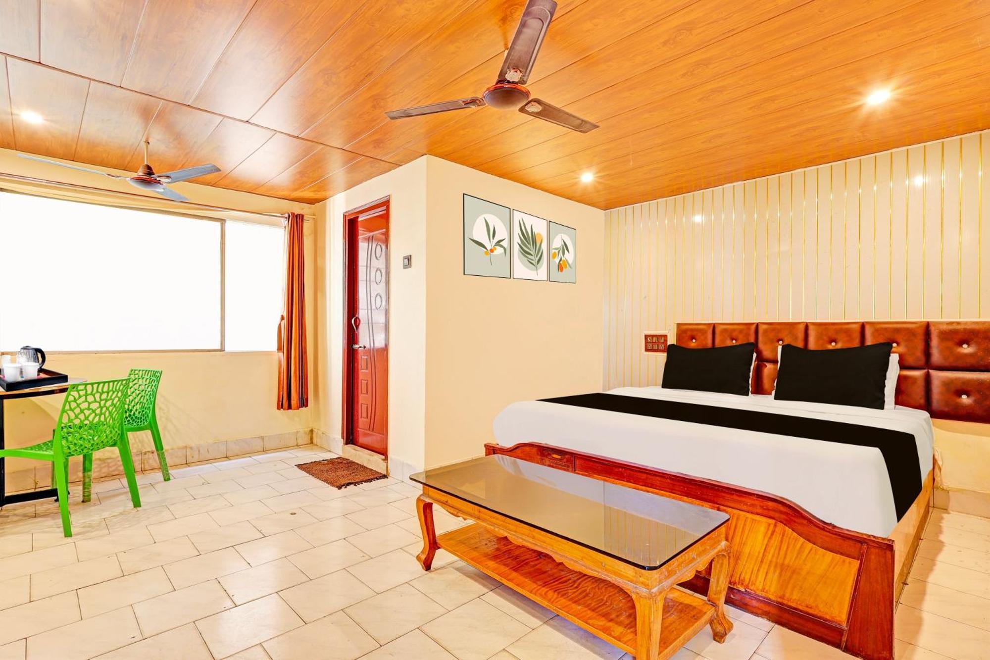 Super Hotel O Besant Road Vijayawada Exterior photo